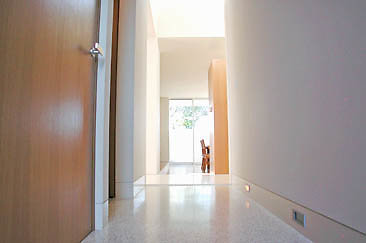 Interior Foyer 01-01