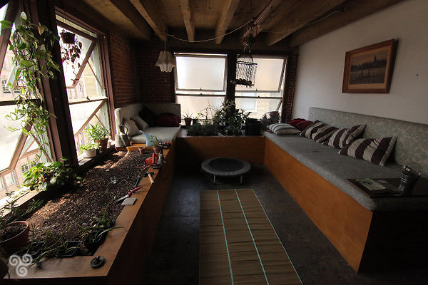 EWLOC  indoor garden