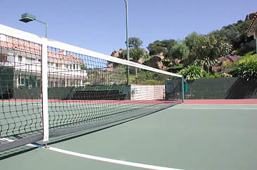 Exterior Tennis Court 01-05