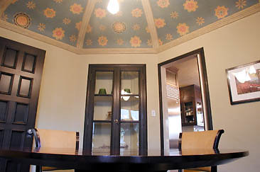 Interior Dining 02-02