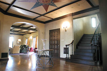 Interior Foyer 01-06