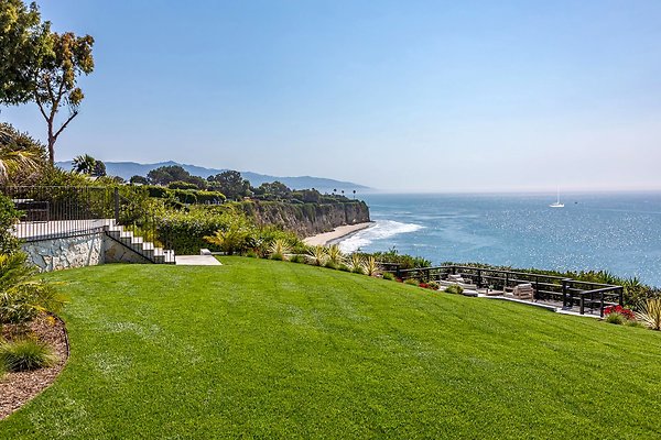 29130CliffsideDrive081