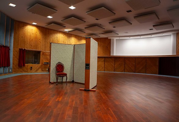 One On One Recording Studio 5