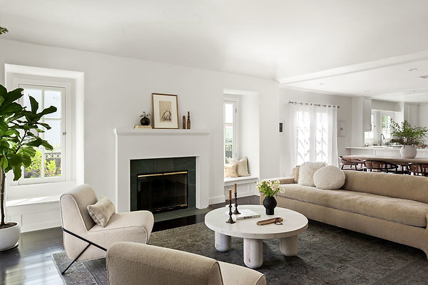 8-web-or-mls-203-n-lucerne-blvd