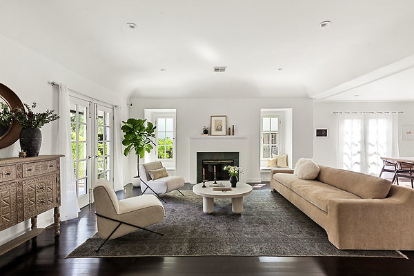 6-web-or-mls-203-n-lucerne-blvd