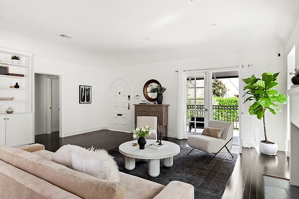 11-web-or-mls-203-n-lucerne-blvd