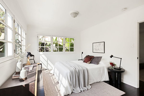 34-web-or-mls-203-n-lucerne-blvd