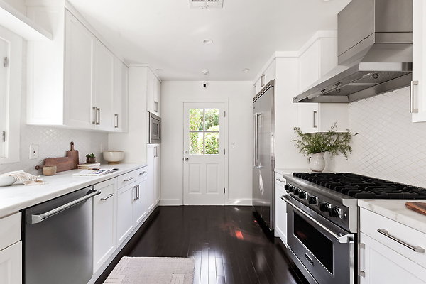 23-web-or-mls-203-n-lucerne-blvd