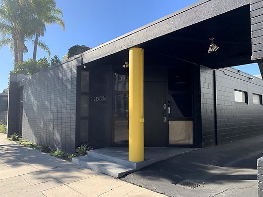 2 Front Facade 2 Front Facade