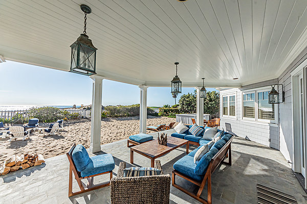 outdoor seating outdoor seating