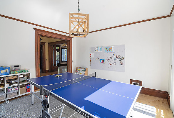 2400GramercyPlace.0044