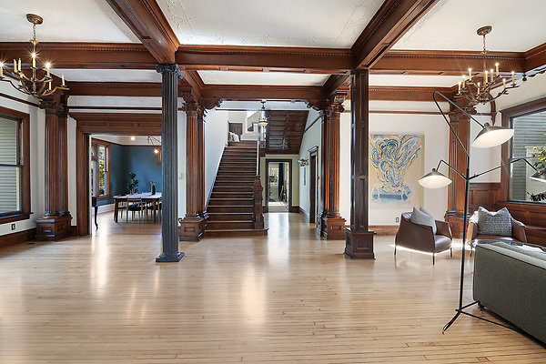 2400GramercyPlace.0011