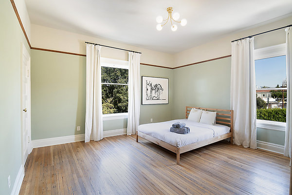 2400GramercyPlace.0068