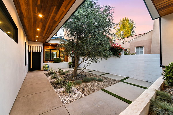 5-web-or-mls-13135-chandler-blvd 5-web-or-mls-13135-chandler-blvd