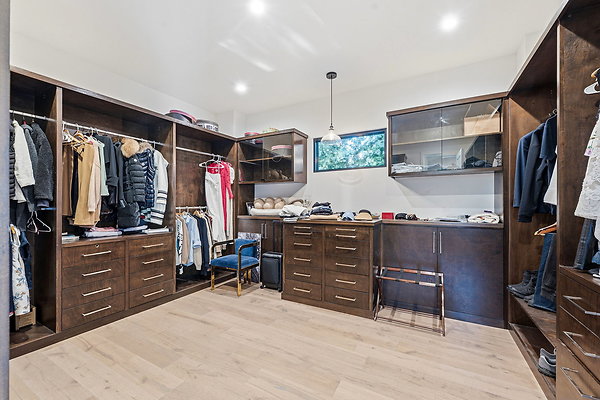 30-web-or-mls-13135-chandler-blvd 30-web-or-mls-13135-chandler-blvd