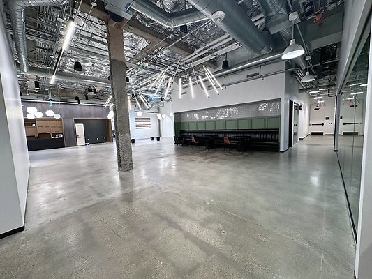 Fab-Factory-63-3rdFloor-CommonArea