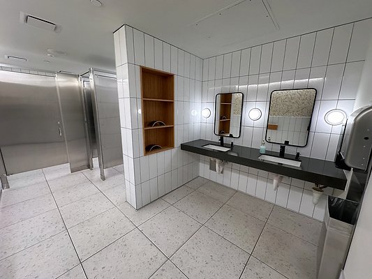 Fab-Factory-32-2ndFloor-BathroomB1