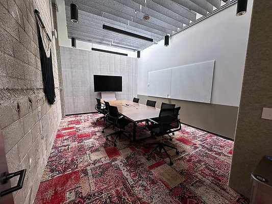 Fab-Factory-69-3rdFloor-MeetingRoomC1
