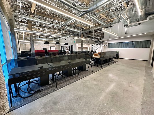 Fab-Factory-51-3rdFloor-Workspace