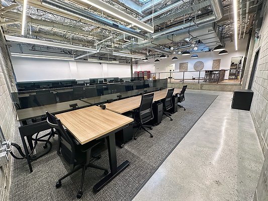 Fab-Factory-55-3rdFloor-Workspace-Creative