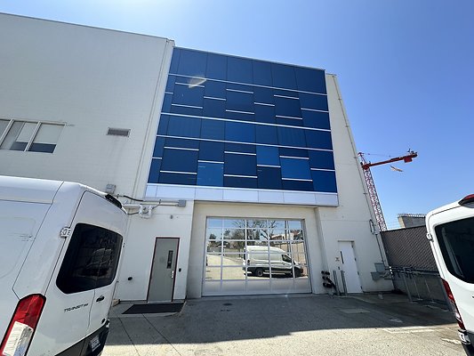 Fab-Factory-97-Roll-Up-Door
