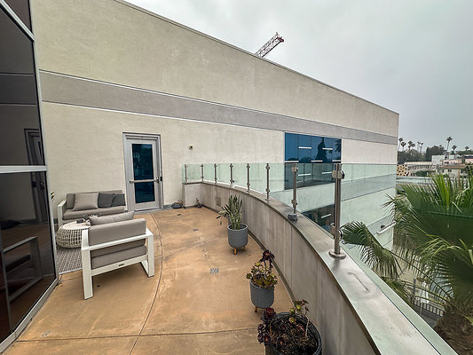 Fab-Factory-70-3rd-Floor-Outdoor-Patio3 - Photography by Jeff Ellingson