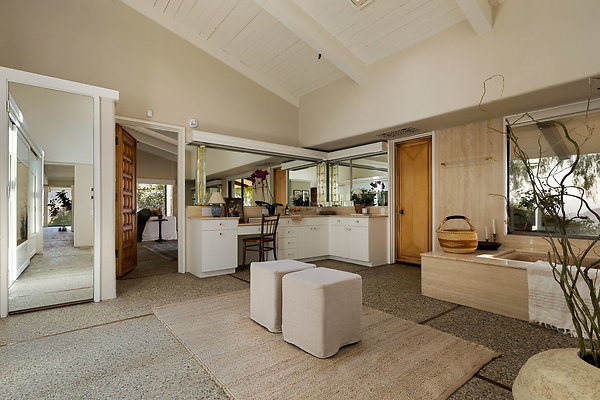 34-web-or-mls-28611 Bamfield -34