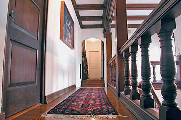 Interior Foyer 02-01